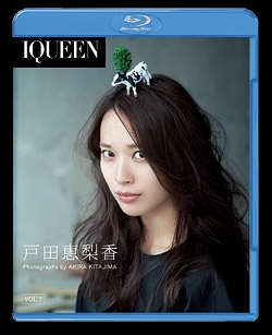 ＩＱＵＥＥＮ　Ｖｏｌ．７　戸田恵梨香　“ＡＣＴＲＥＳＳ”