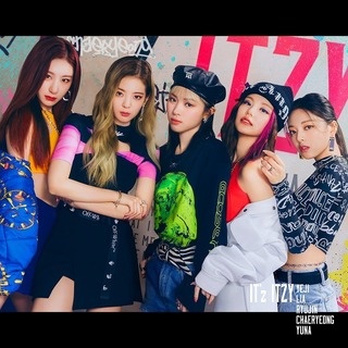 ITZY 東京イベント限定　リア ITZY ITZY JAPAN DEBUT SHOWCASE “IT'z ITZY”| StreamPass 視聴