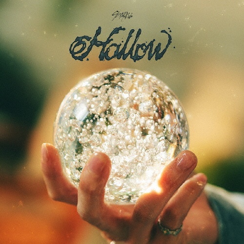 【本日発送】StrayKids Hollow 通常盤 新品未開封4枚 Amazon.co.jp: Stray Kids, -, - : 【Amazon.co.jp限定】Hollow