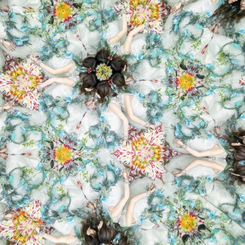 太陽が昇らない世界